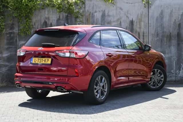 Ford Kuga (2021) thumbnail 5