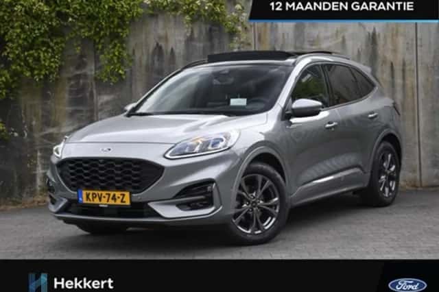 Ford Kuga (2023) thumbnail 1