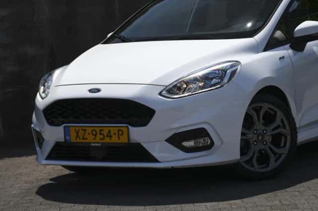 Ford Fiesta (2019) thumbnail 2