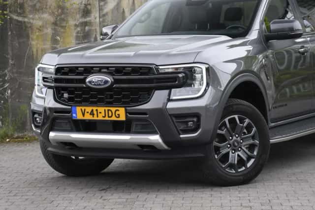 Ford Ranger (2024) thumbnail 2