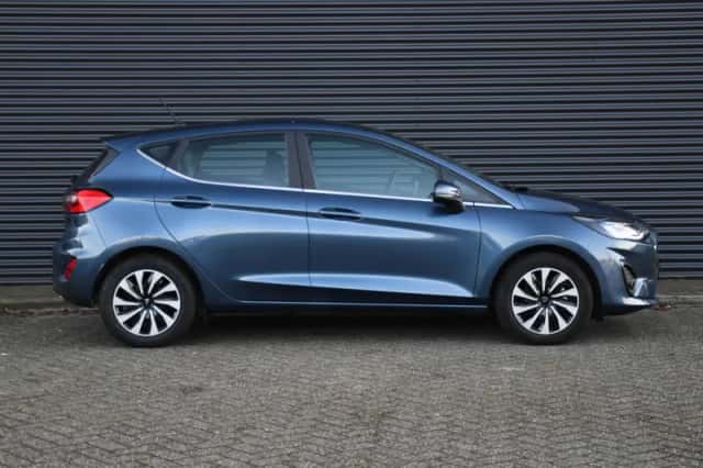 Ford Fiesta (2023) thumbnail 3