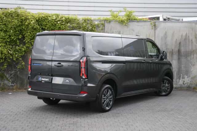 Ford E-Transit Custom (2026) thumbnail 5