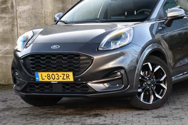 Ford Puma (2021) thumbnail 2