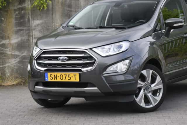 Ford EcoSport (2018) thumbnail 2