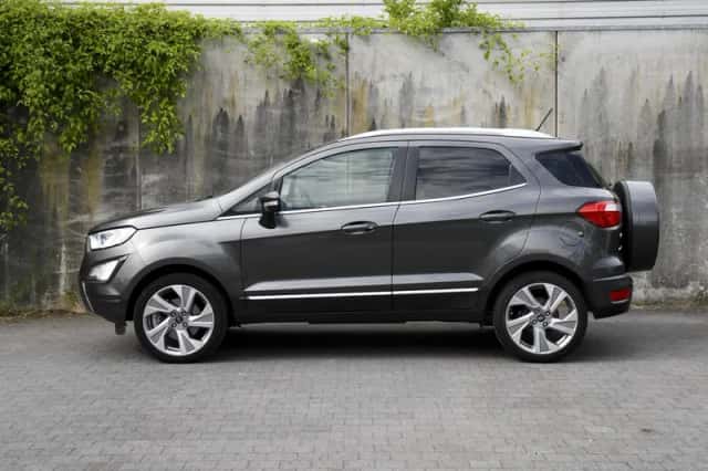 Ford EcoSport (2018) thumbnail 3