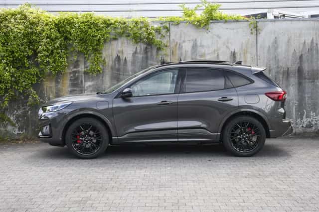 Ford Kuga (2026) thumbnail 4