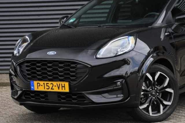 Ford Puma (2021) thumbnail 2