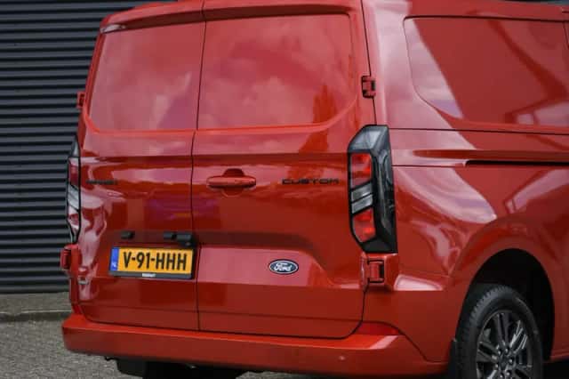 Ford Transit Custom (2024) thumbnail 6