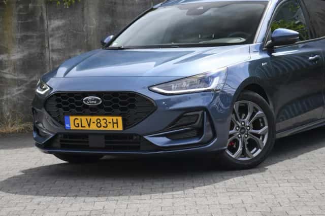 Ford Focus (2024) thumbnail 2