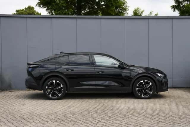 Peugeot 408 (2025) thumbnail 4