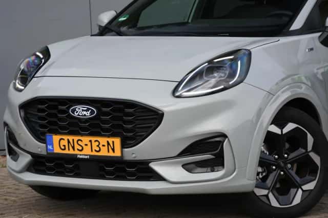 Ford Puma (2024) thumbnail 2