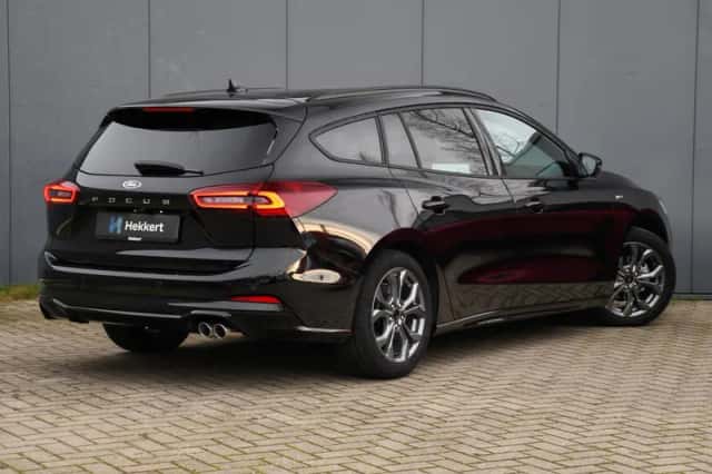 Ford Focus (2024) thumbnail 4