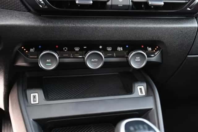 Citroën C4 (2022) thumbnail 23
