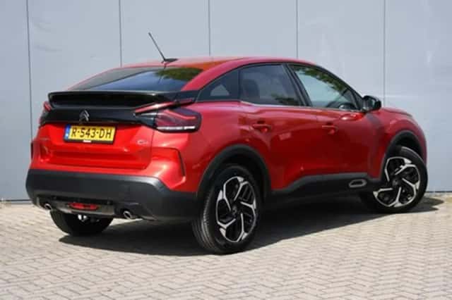 Citroën C4 (2022) thumbnail 4