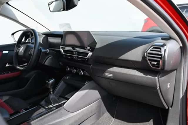 Citroën C4 (2022) thumbnail 8