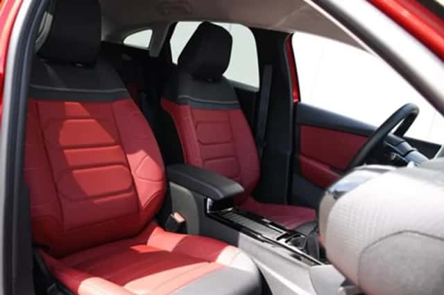 Citroën C4 (2022) thumbnail 9