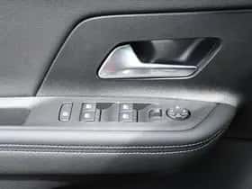 Opel Mokka-e (2023) thumbnail 29