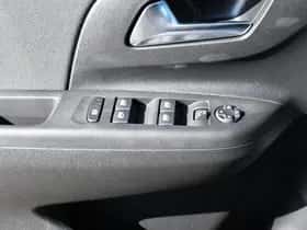 Opel Corsa (2023) thumbnail 28