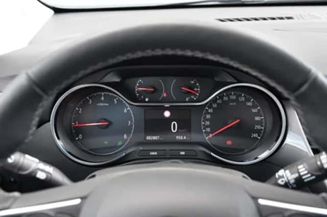 Opel Crossland (2024) thumbnail 15