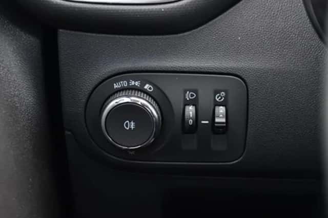 Opel Crossland (2024) thumbnail 28