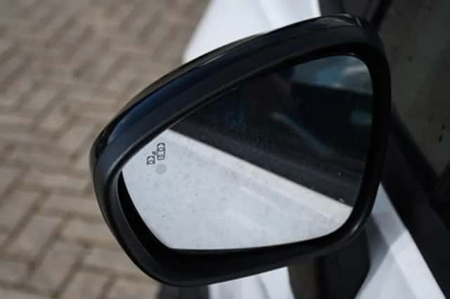 Opel Crossland (2024) thumbnail 7
