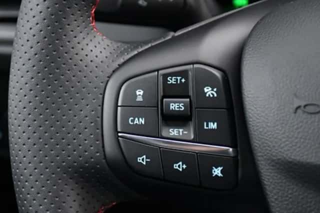Ford Focus (2024) thumbnail 25