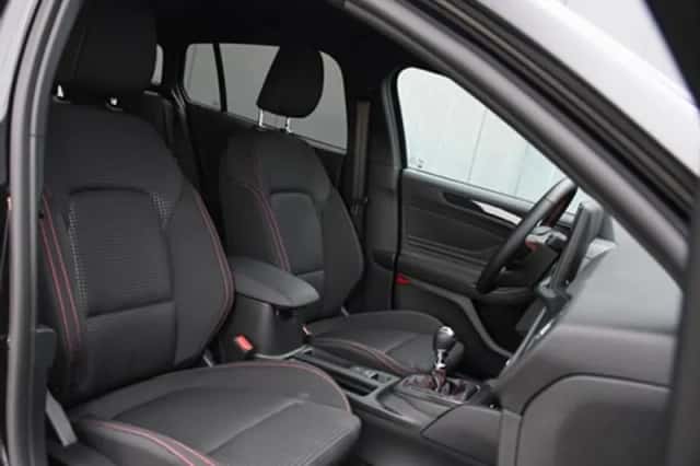 Ford Focus (2024) thumbnail 9