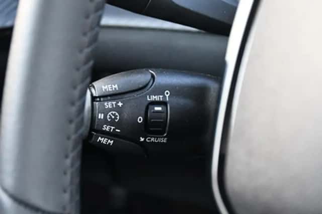 Peugeot 208 (2025) thumbnail 25