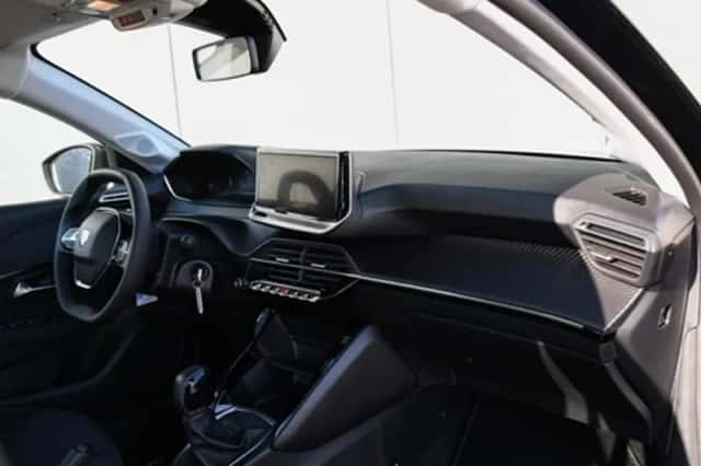 Peugeot 208 (2025) thumbnail 8