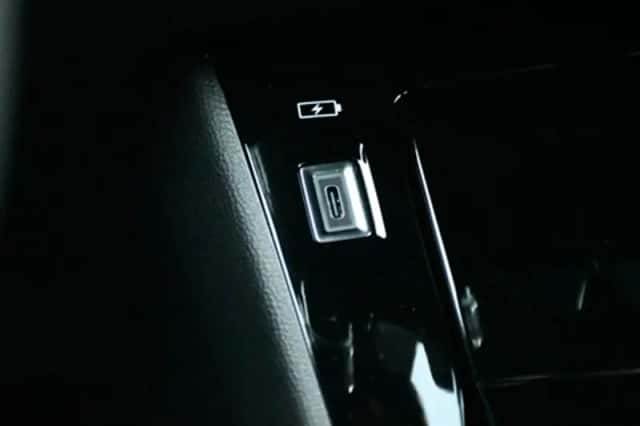 Peugeot 2008 (2025) thumbnail 25