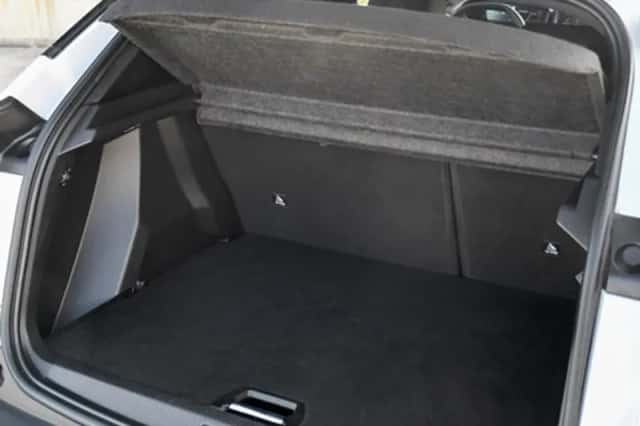 Peugeot 2008 (2024) thumbnail 12