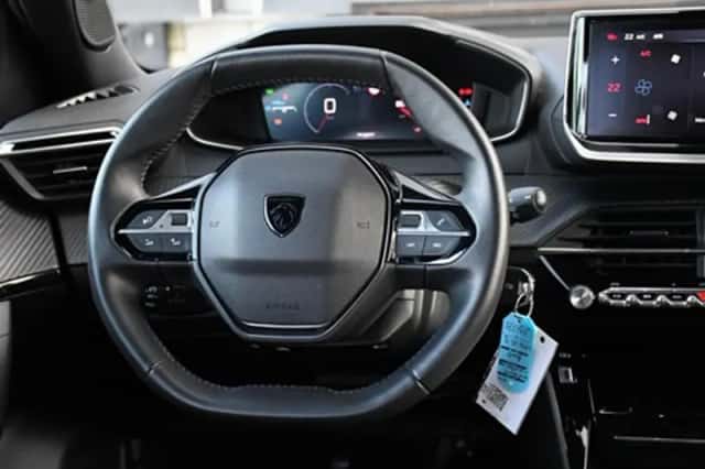 Peugeot 2008 (2024) thumbnail 14
