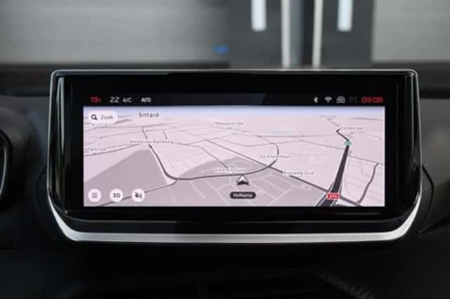 Peugeot 2008 (2024) thumbnail 18