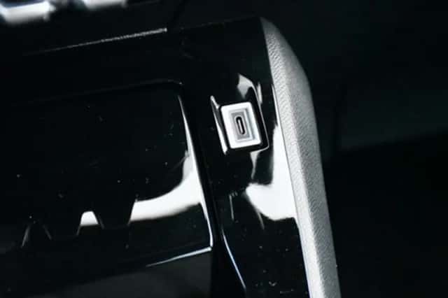 Peugeot 2008 (2024) thumbnail 22