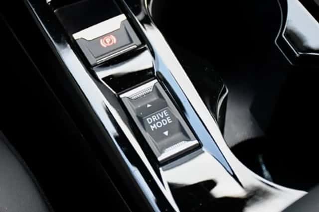 Peugeot 2008 (2024) thumbnail 24