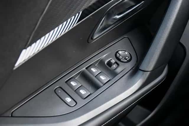Peugeot 2008 (2024) thumbnail 28