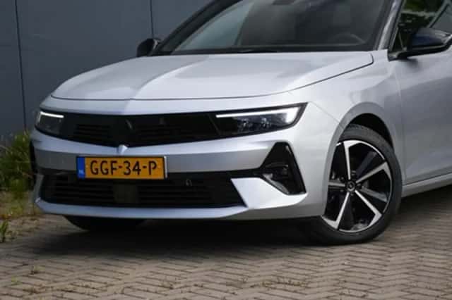 Opel Astra Sports Tourer (2024) thumbnail 2