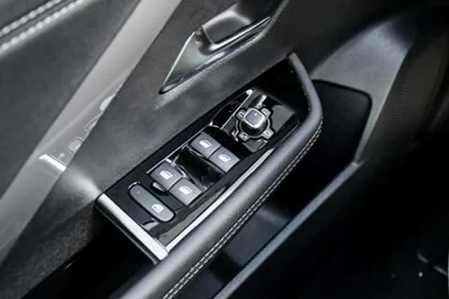 Opel Astra Sports Tourer (2024) thumbnail 35