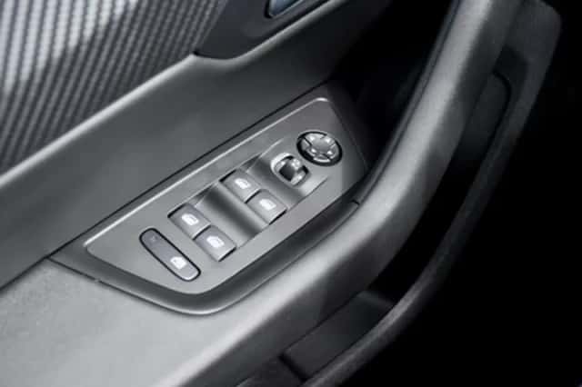 Peugeot 508 (2023) thumbnail 35
