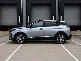 Peugeot 3008 (2024) thumbnail 3