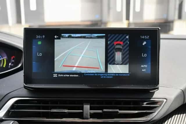 Peugeot 3008 (2024) thumbnail 24
