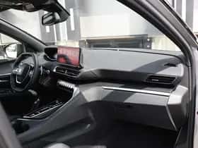 Peugeot 3008 (2024) thumbnail 9