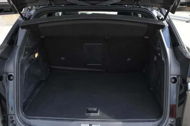 Peugeot 3008 (2023) thumbnail 14