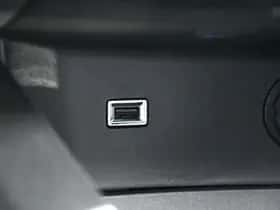 Peugeot 3008 (2023) thumbnail 25