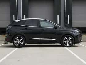 Peugeot 3008 (2023) thumbnail 4
