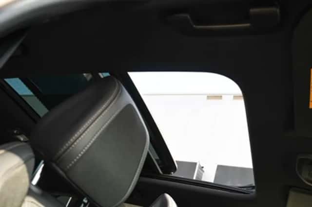 Peugeot 3008 (2023) thumbnail 11