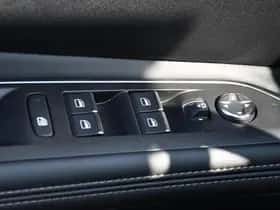Peugeot 3008 (2023) thumbnail 33