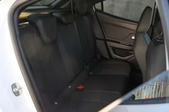 Opel Mokka (2025) thumbnail 11