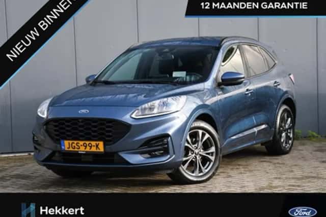 Ford Kuga (2023) thumbnail 1