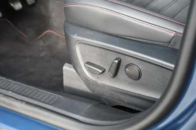 Ford Kuga (2023) thumbnail 12